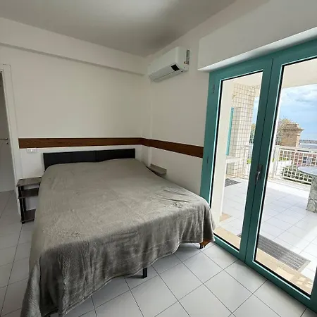 Apartment Fronte Mare Santa Marinella